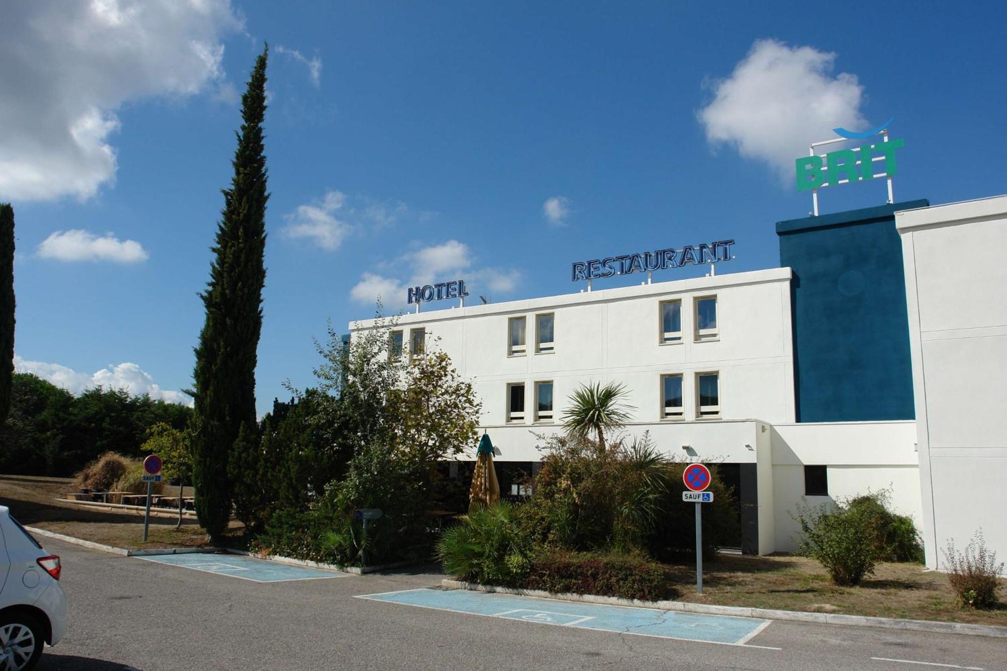 Brit Hotel Marseille Aéroport - A&S Mirabeau Esterno foto